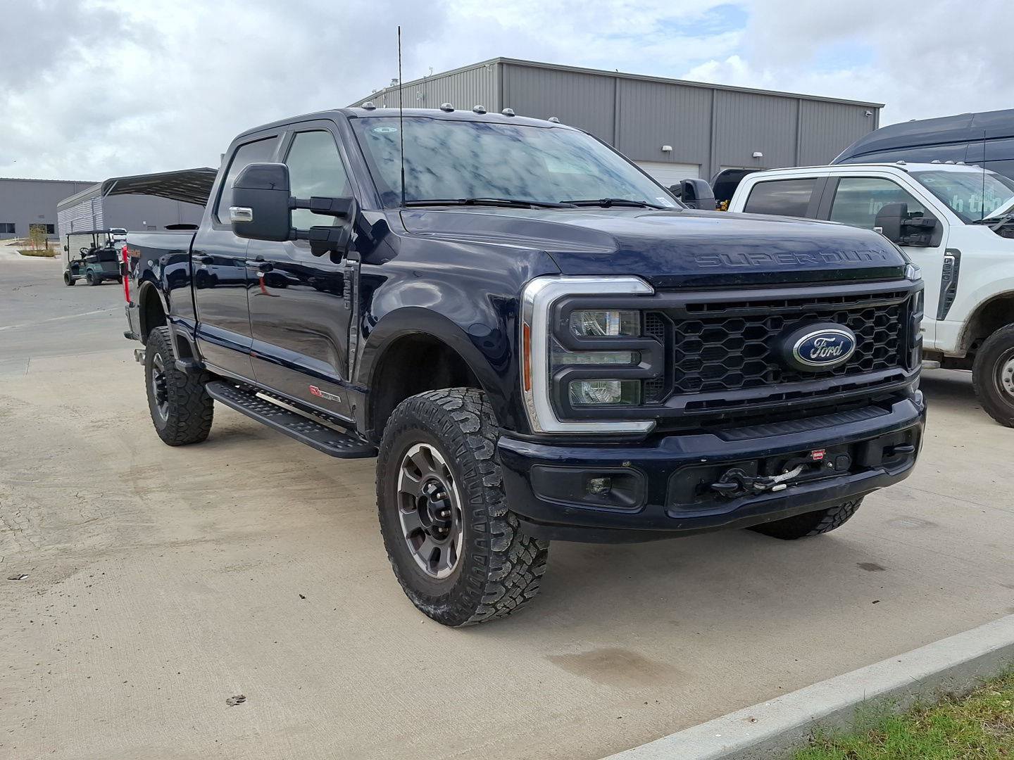 Used 2024 Ford F350 Lariat w/ Tremor Off-Road Package AWD/4WD image 6