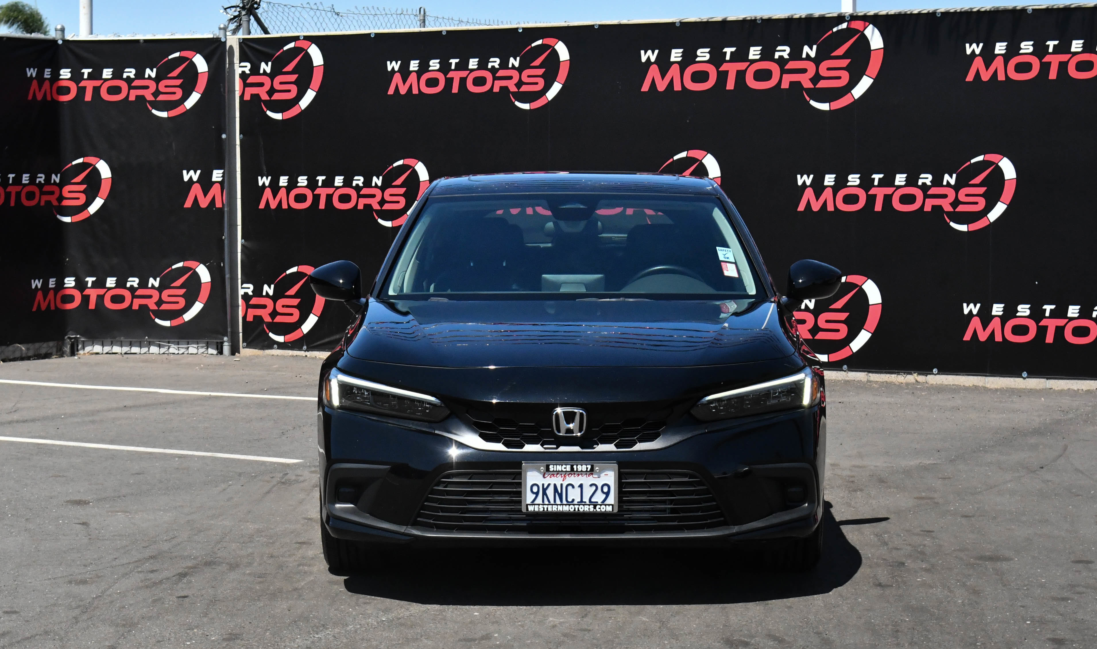 Used 2024 Honda Civic EX-L image 2