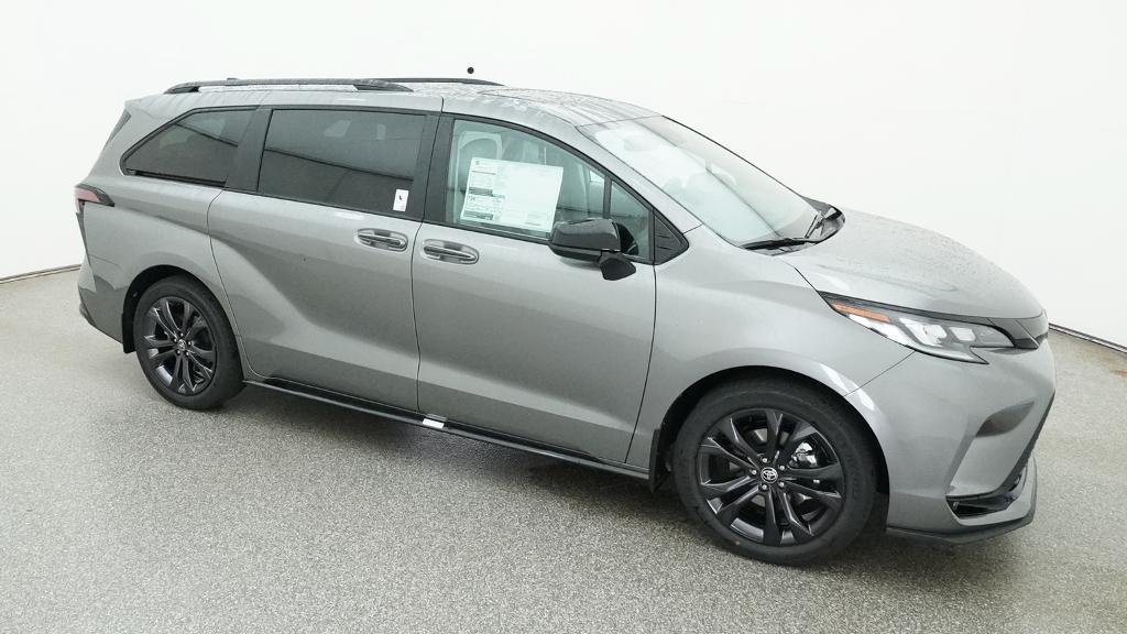 New 2026 Toyota Sienna XSE FWD image 12