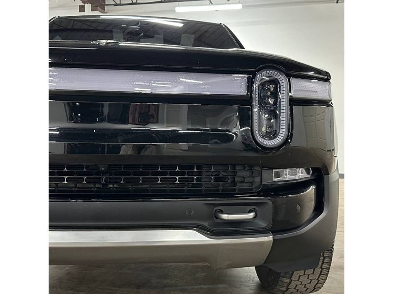 Used 2022 Rivian R1S Launch Edition image 5