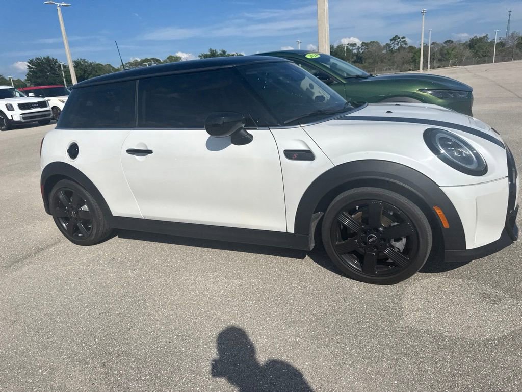Used 2024 MINI Cooper S FWD image 2