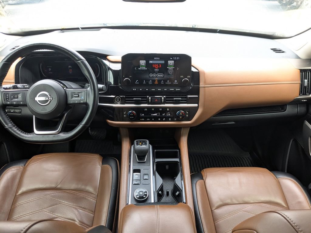 Used 2023 Nissan Pathfinder Platinum w/ Cargo Package image 13