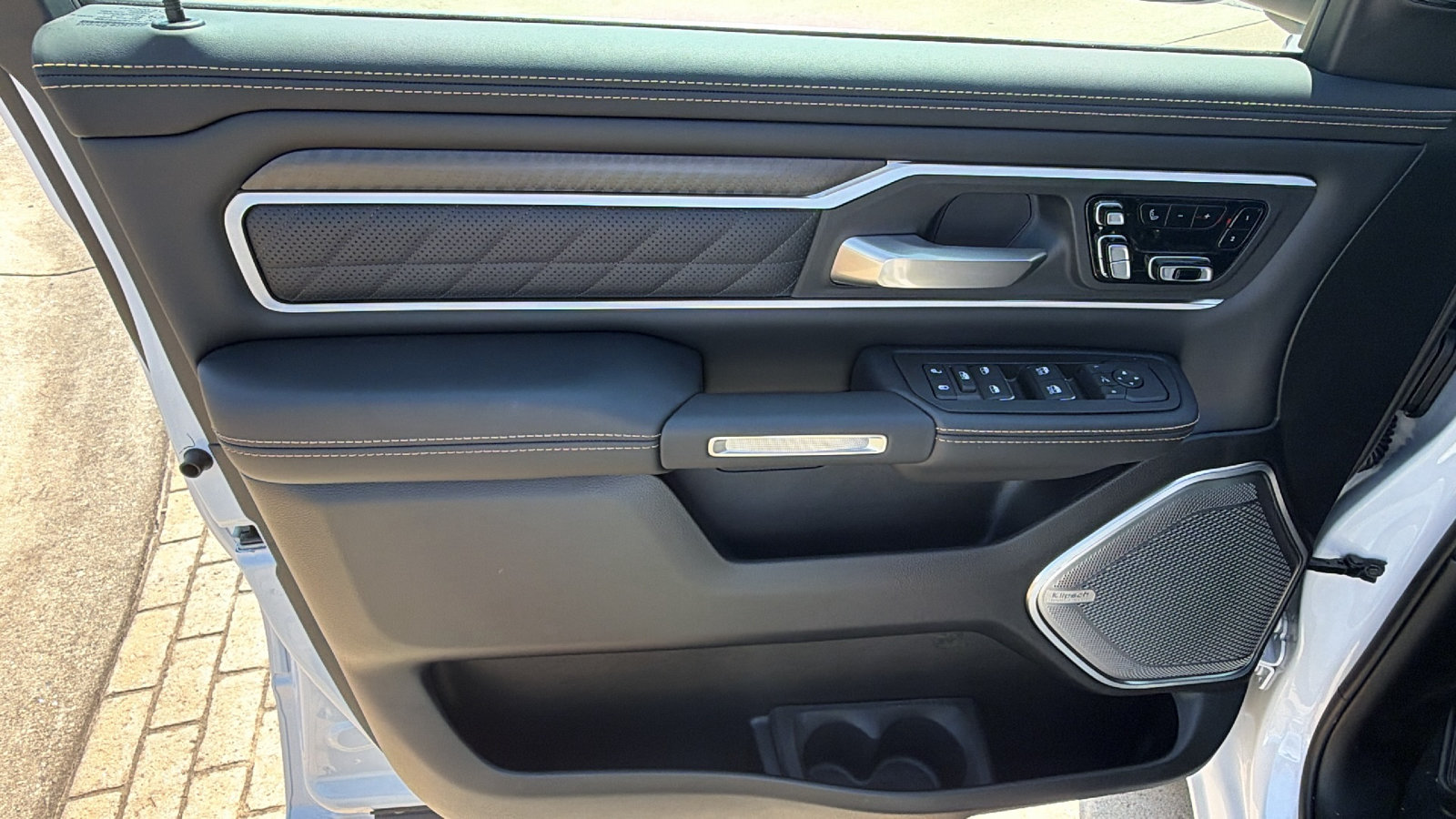 New 2027 RAM 1500 Tungsten AWD/4WD image 16