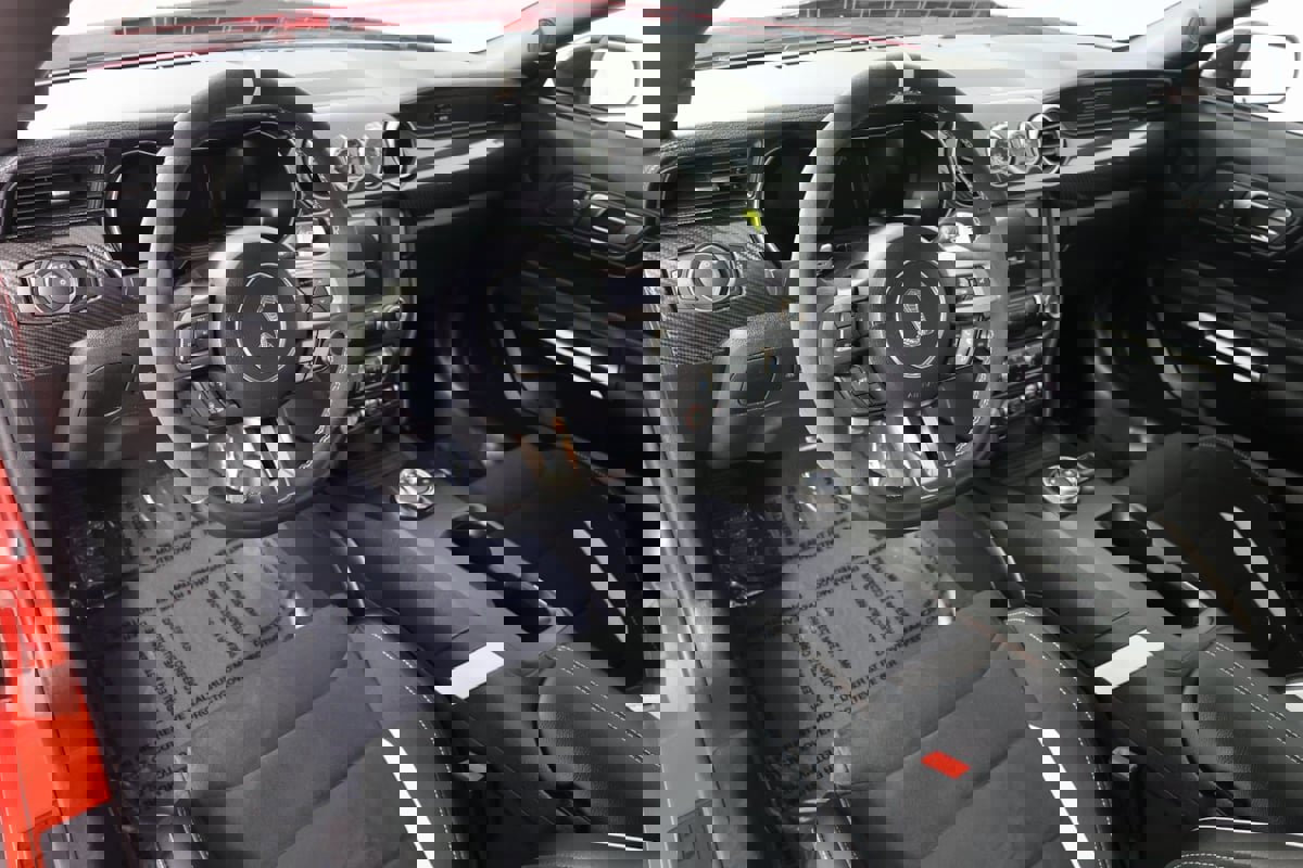 Used 2022 Ford Mustang Shelby GT500 w/ Carbon Fiber Track Pack image 20