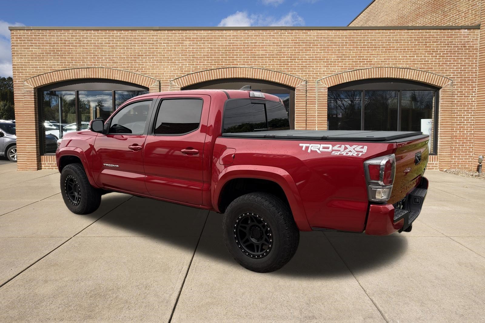 Used 2020 Toyota Tacoma TRD Sport AWD/4WD image 6