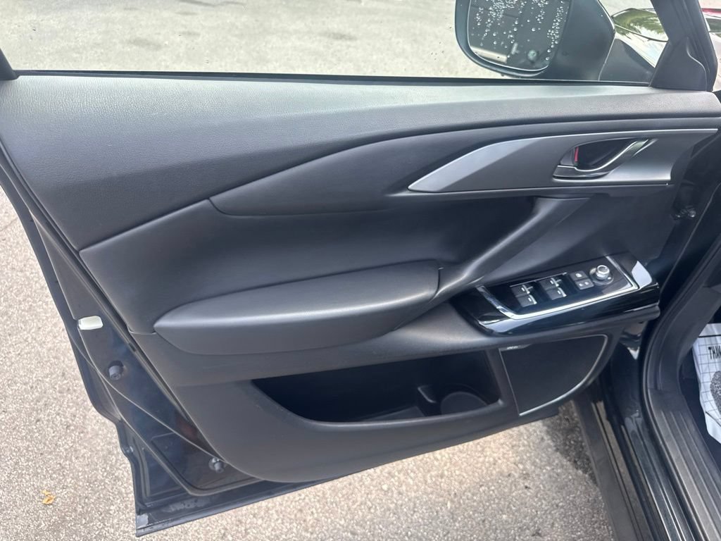 Used 2020 MAZDA CX-9 Touring w/ Touring Premium Package FWD image 10