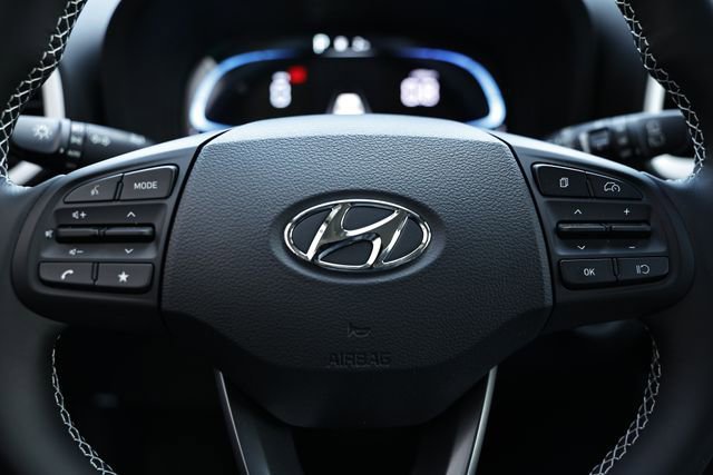 New 2026 Hyundai Venue SEL FWD image 11