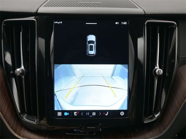 Used 2023 Volvo XC60 B5 Ultimate w/ Climate Package image 22