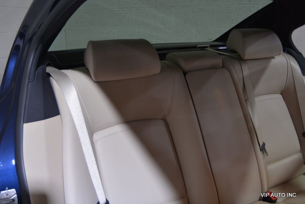 Used 2014 BMW 750Li xDrive image 24