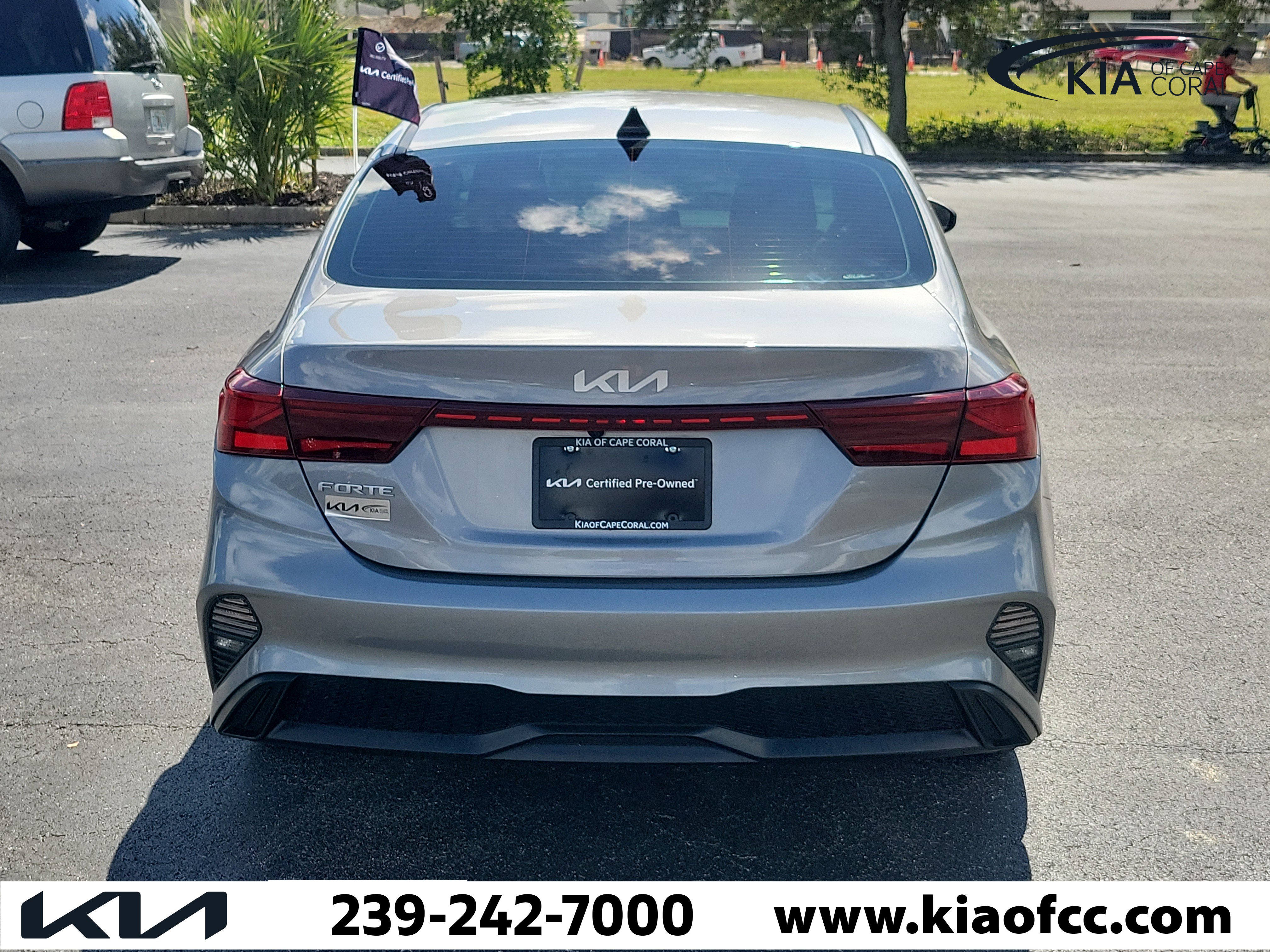 Certified 2024 Kia Forte LXS FWD image 5