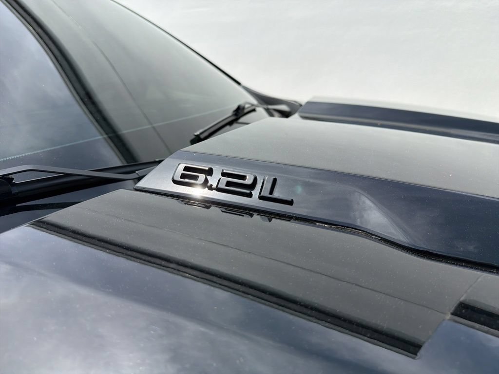 Used 2024 Chevrolet Silverado 1500 LT Trail Boss w/ LT Trail Boss Premium Package AWD/4WD image 9
