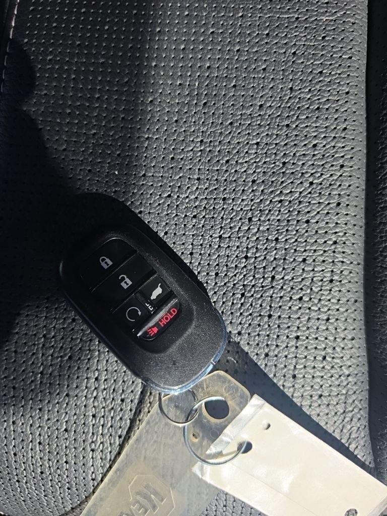 Certified 2025 Honda Pilot Elite image 35