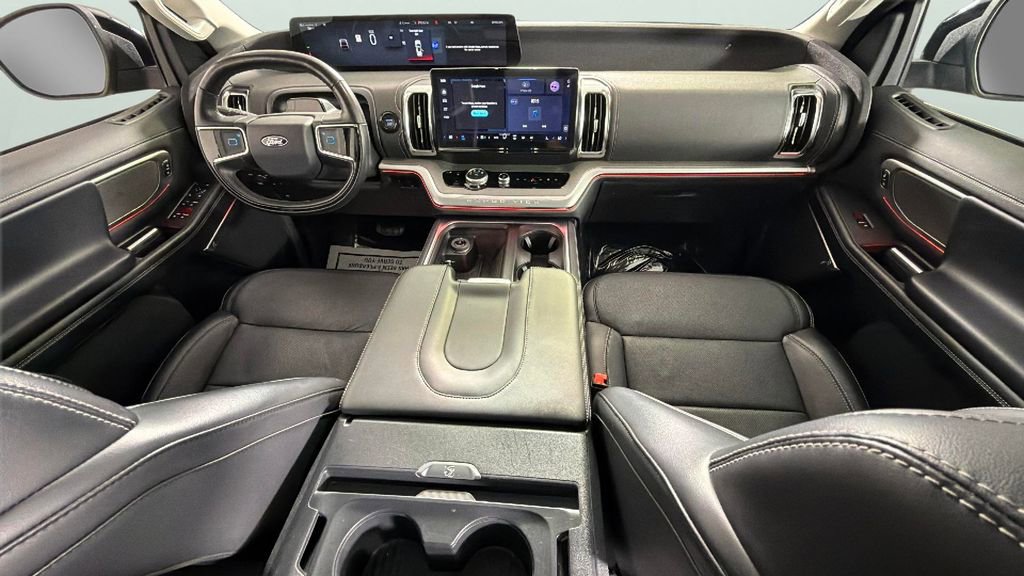 Used 2025 Ford Expedition Max Platinum AWD/4WD image 36
