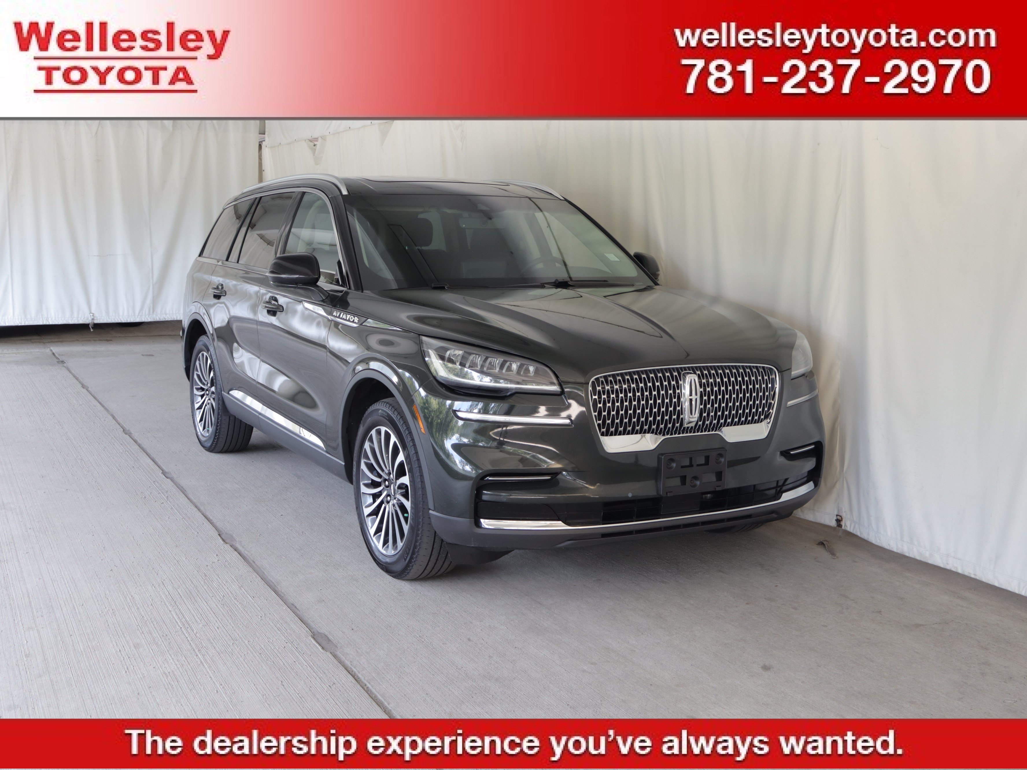 Used 2023 Lincoln Aviator AWD w/ Premium Package image 1