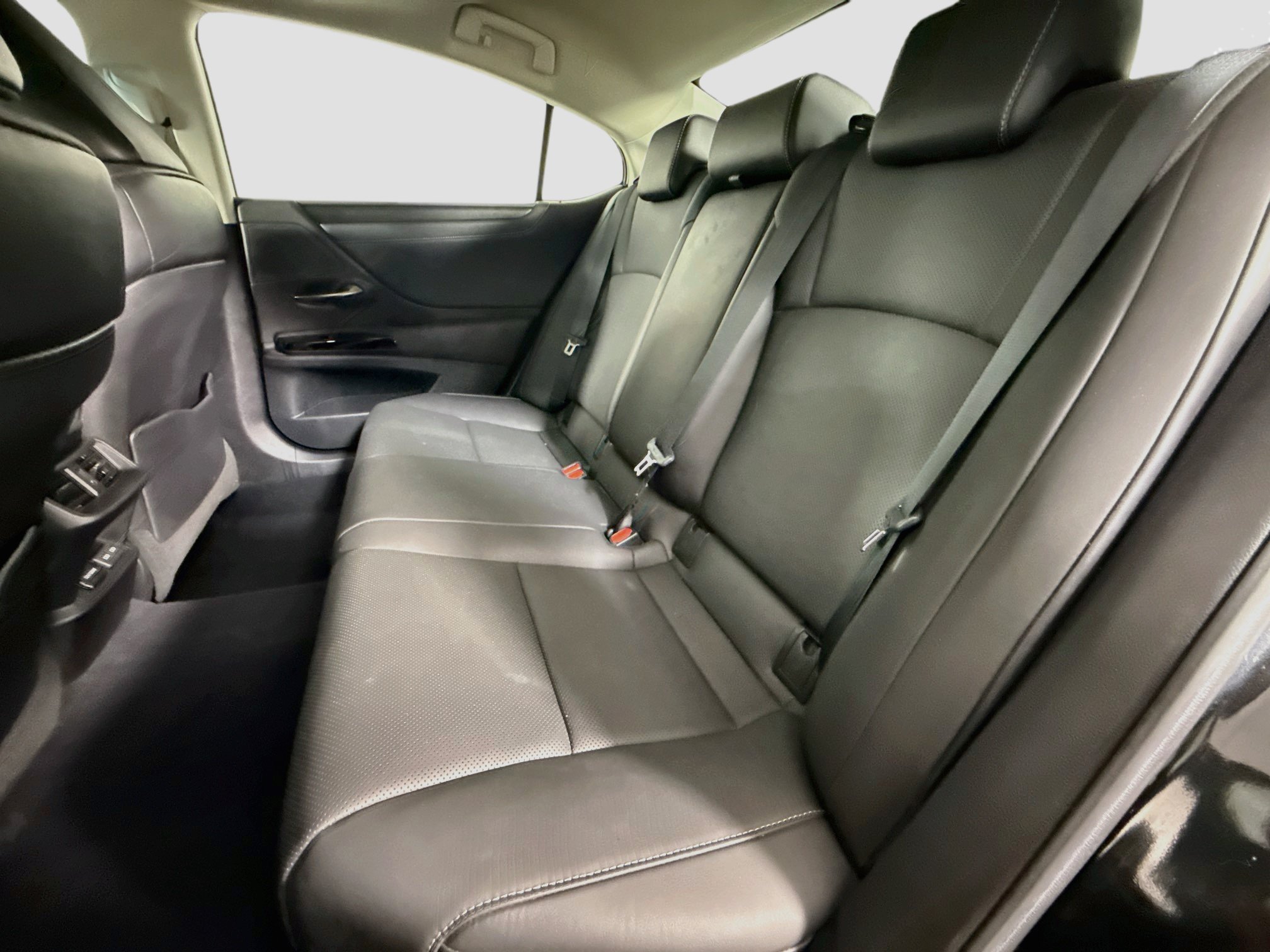Used 2022 Lexus ES 350 w/ Premium Package FWD image 25