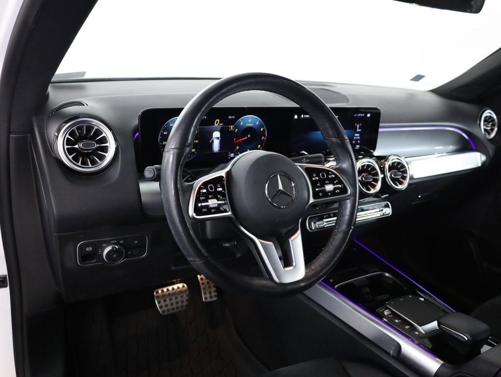 Used 2022 Mercedes-Benz GLB 250 4MATIC image 27