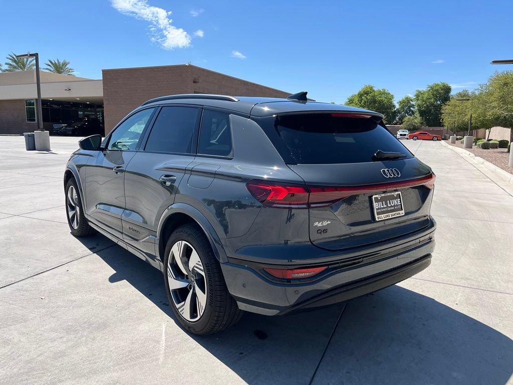 Used 2025 Audi Q6 e-tron Premium Plus w/ Premium Plus AWD/4WD image 10