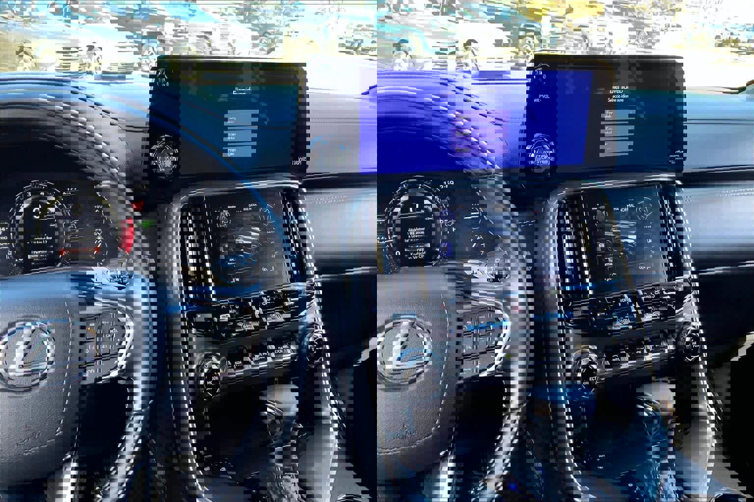 Used 2024 Lexus LX 600 4WD w/ Appearance Package image 7