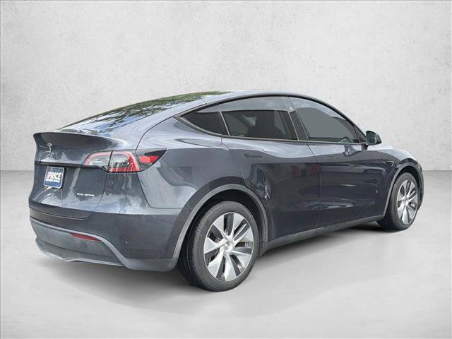 Used 2024 Tesla Model Y Long Range AWD/4WD image 6
