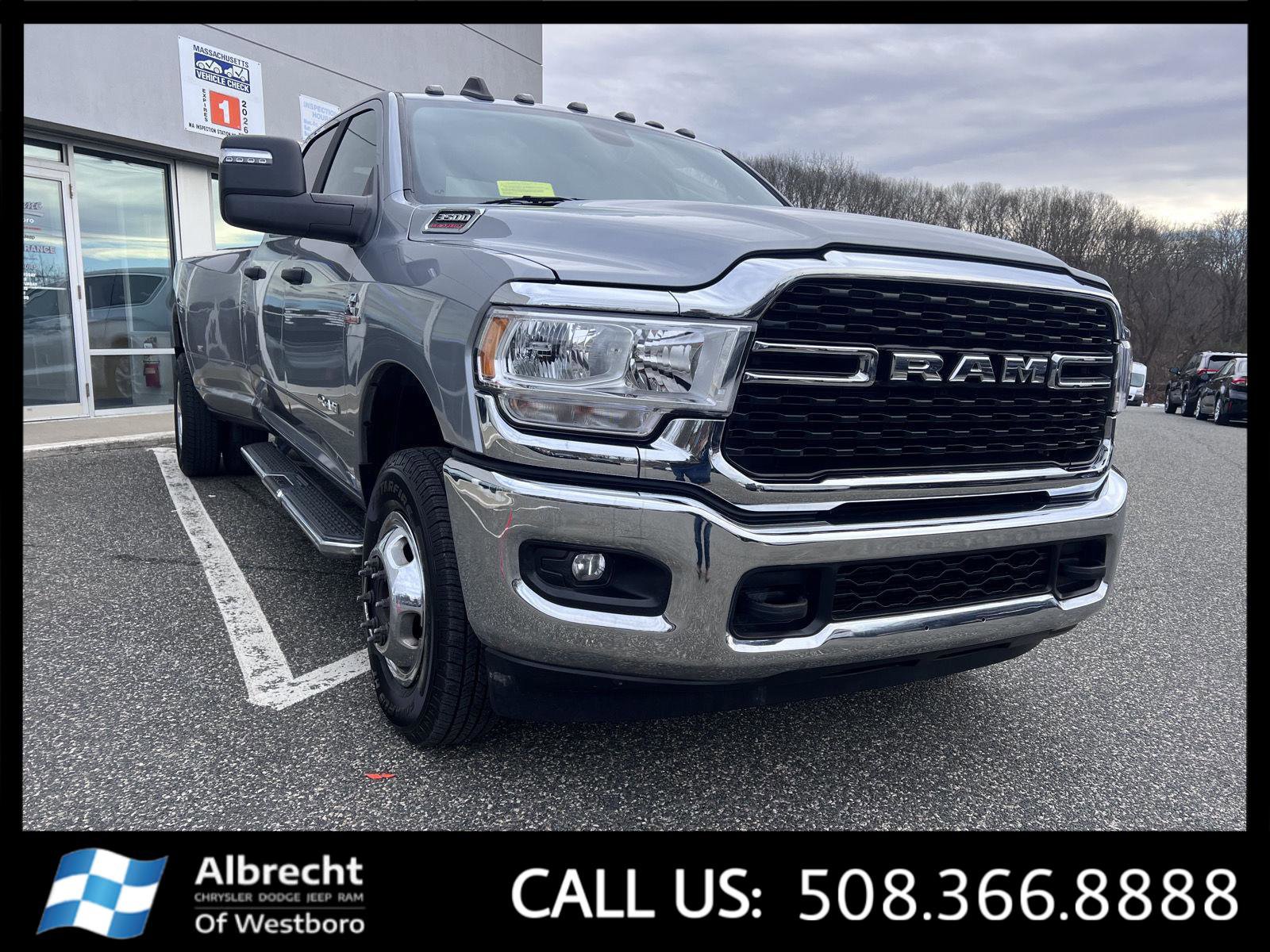 Used 2024 RAM 3500 Big Horn image 7