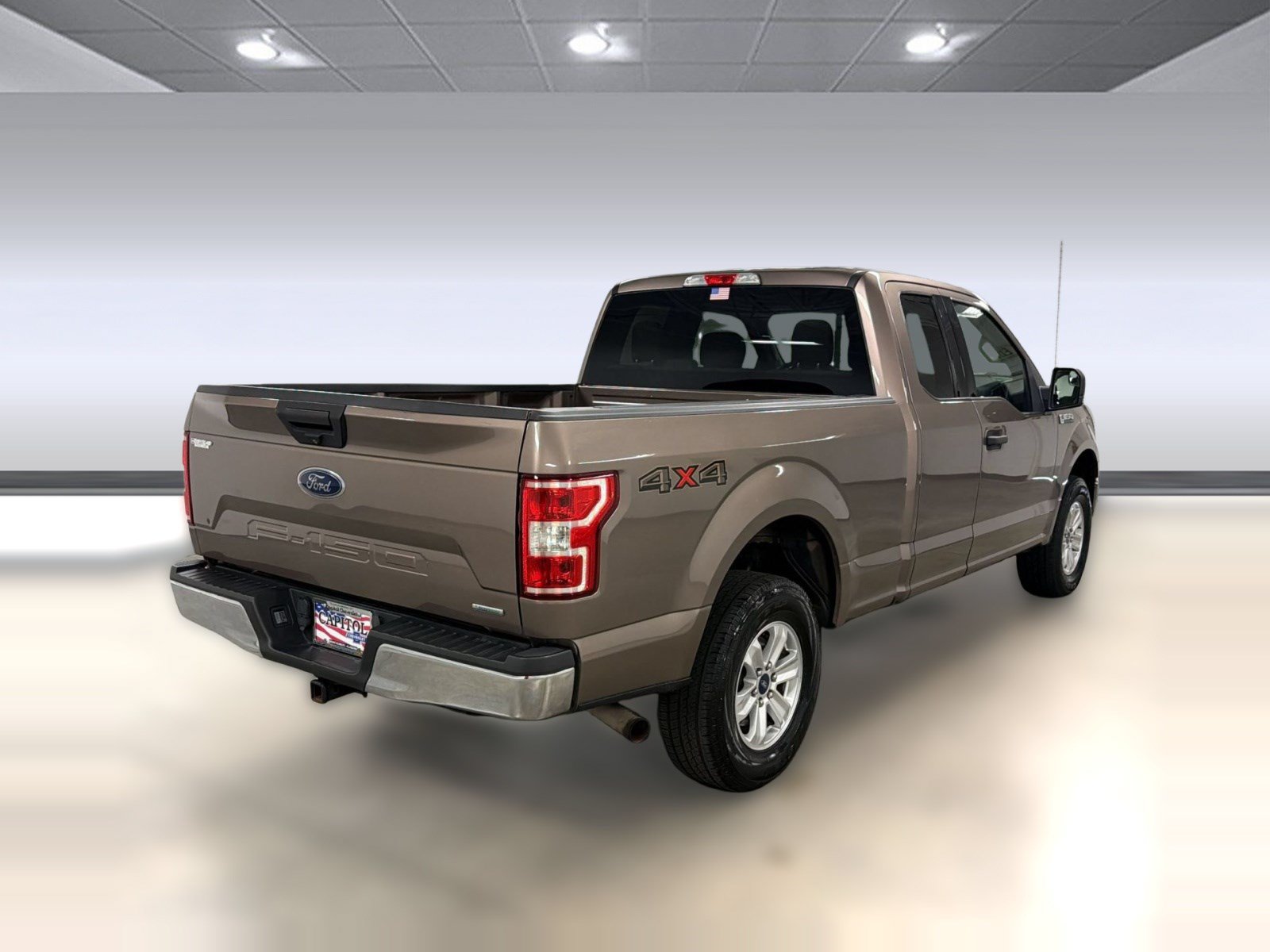 Used 2018 Ford F150 XLT w/ Equipment Group 301A Mid AWD/4WD image 7