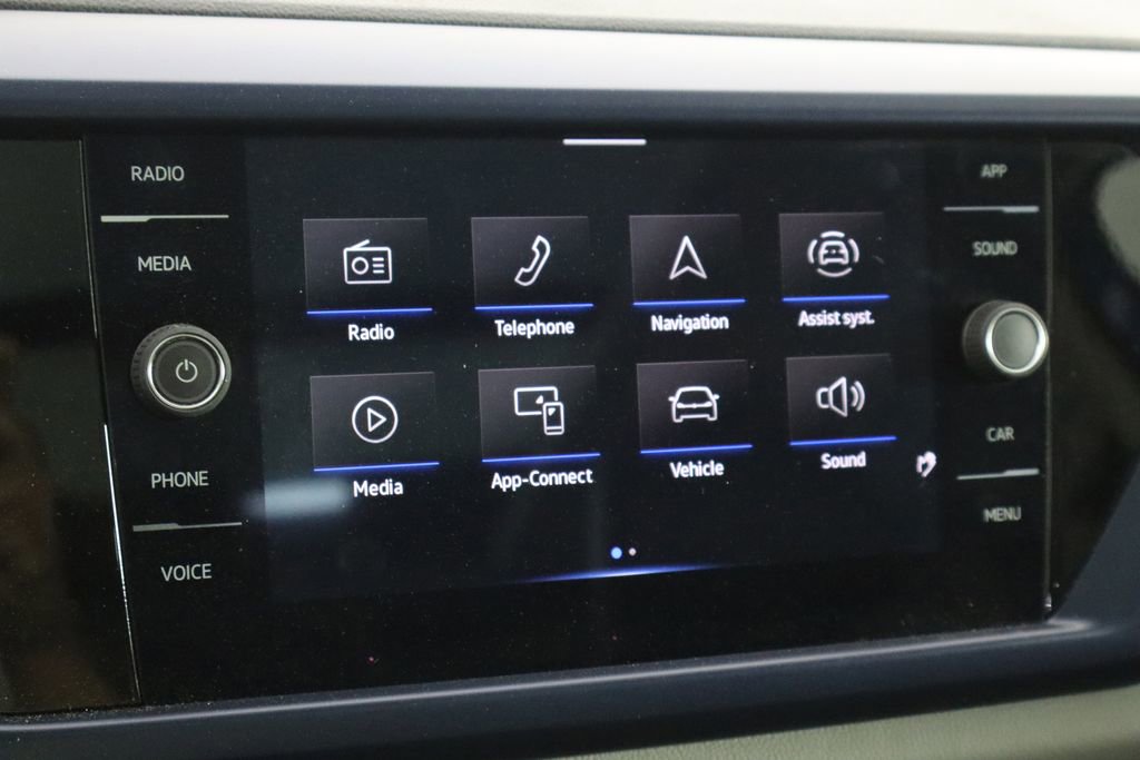 Used 2023 Volkswagen Taos SE w/ Panoramic Sunroof Package image 35