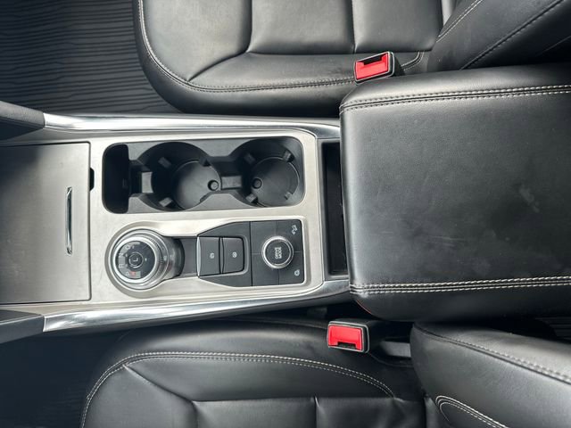 Used 2022 Ford Explorer XLT w/ Equipment Group 202A image 19