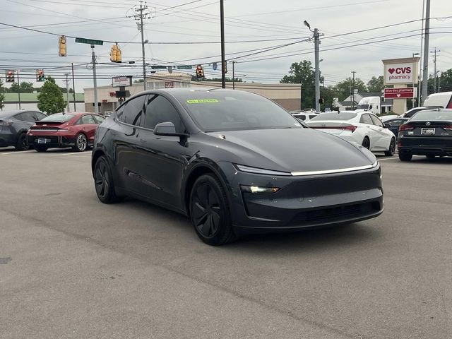 Used 2026 Tesla Model Y Long Range AWD/4WD image 3