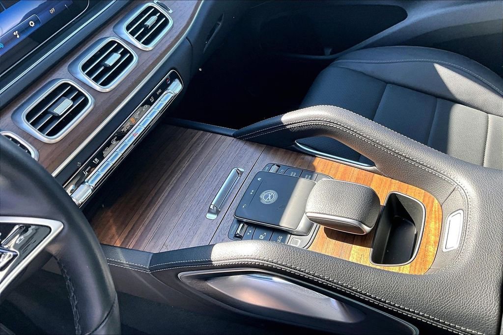 Used 2025 Mercedes-Benz GLE 350 4MATIC image 18