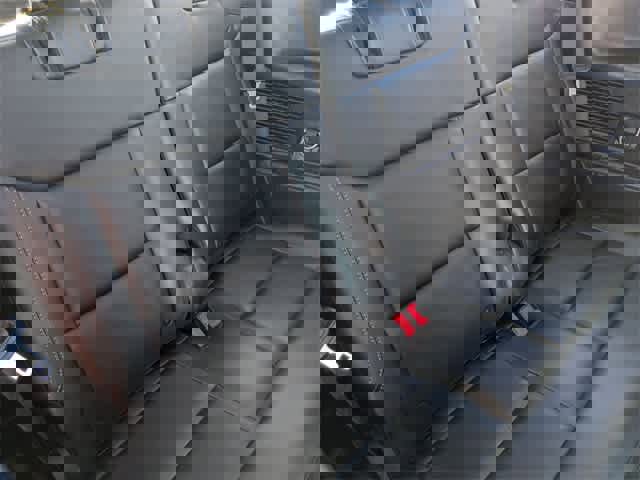 Used 2022 Ford Explorer XLT w/ Equipment Group 202A image 24