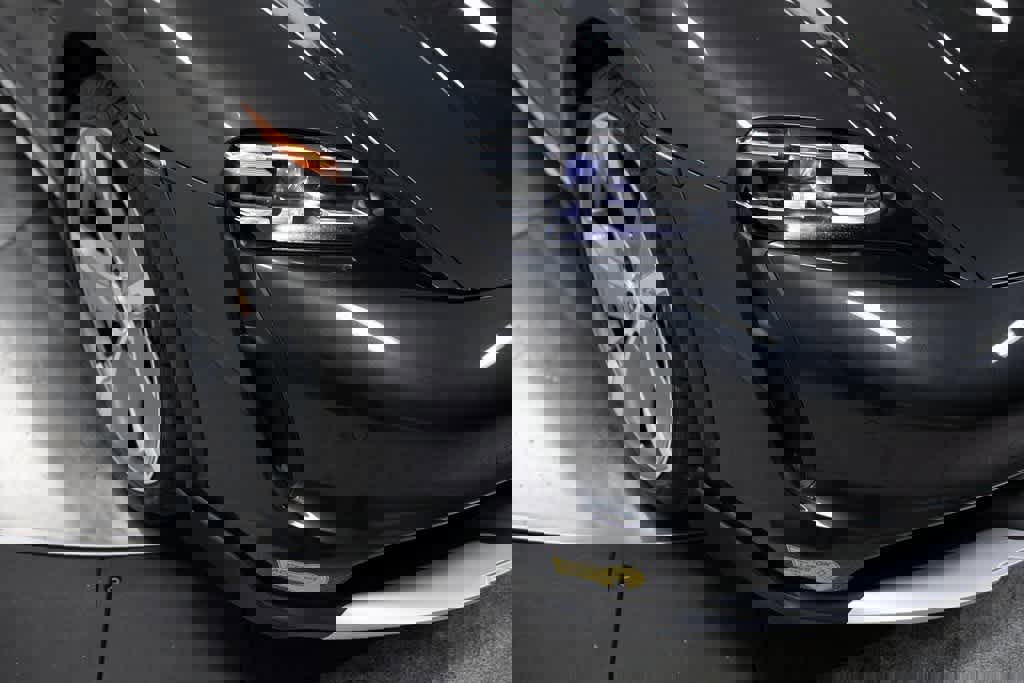 Certified 2022 Porsche Taycan 4 Cross Turismo image 12