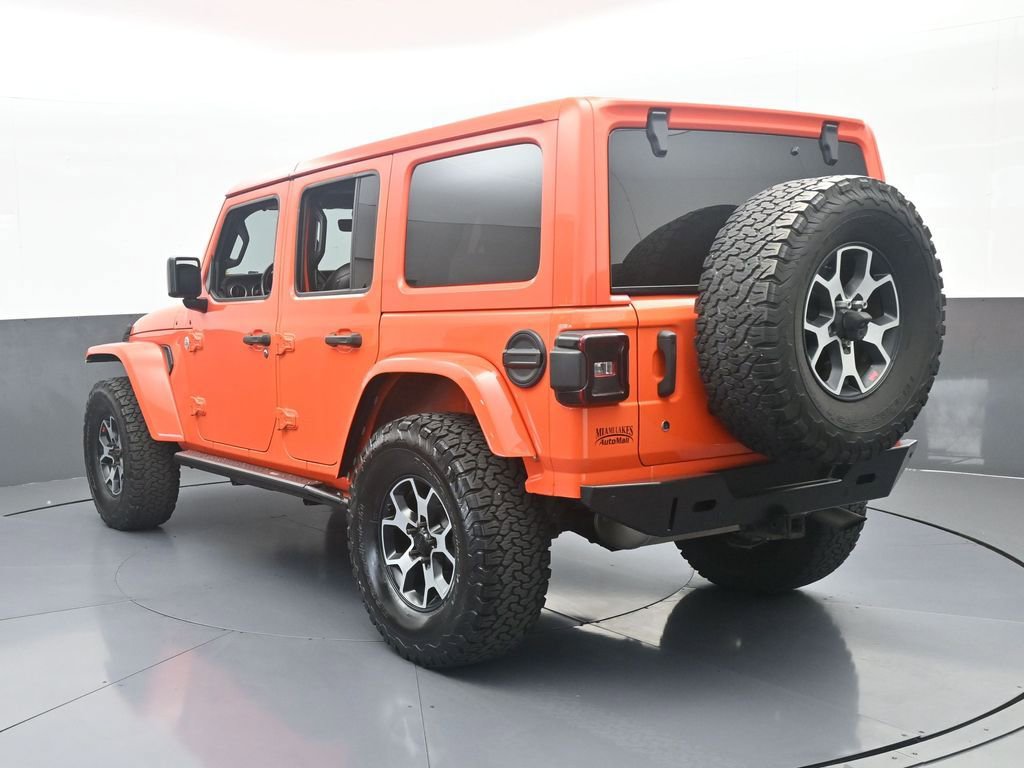 Used 2018 Jeep Wrangler Unlimited Sahara AWD/4WD image 4