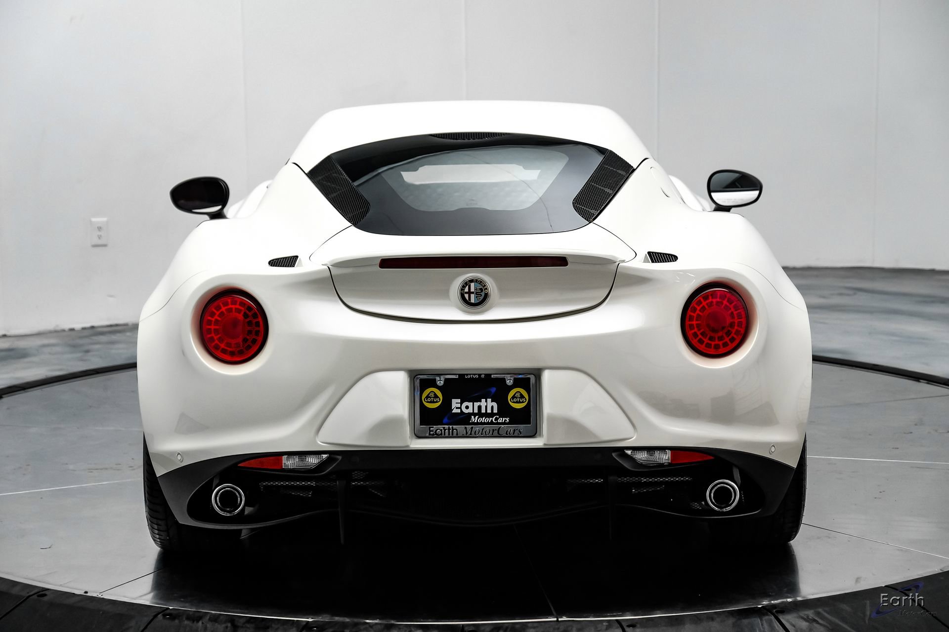 Used 2015 Alfa Romeo 4C Coupe w/ Leather Interior Group image 13