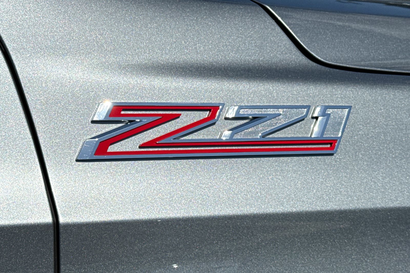 Used 2025 Chevrolet Suburban Z71 AWD/4WD image 39