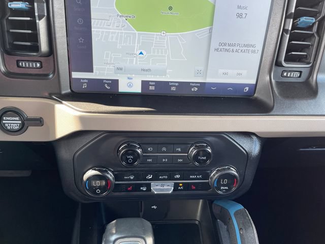 Used 2023 Ford Bronco Wildtrak AWD/4WD image 18