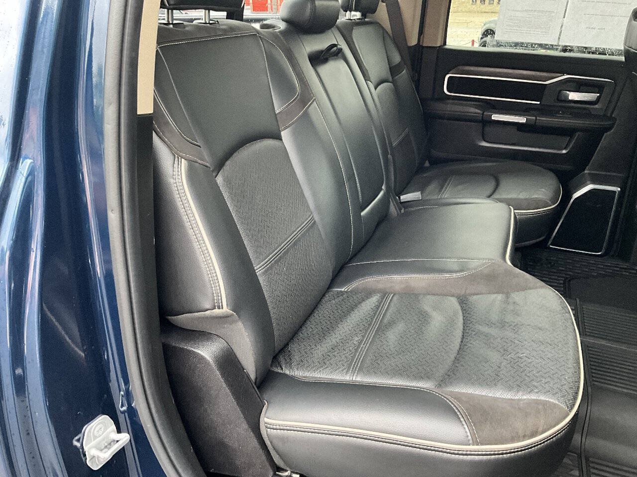 Used 2019 RAM 5500 Laramie AWD/4WD image 13