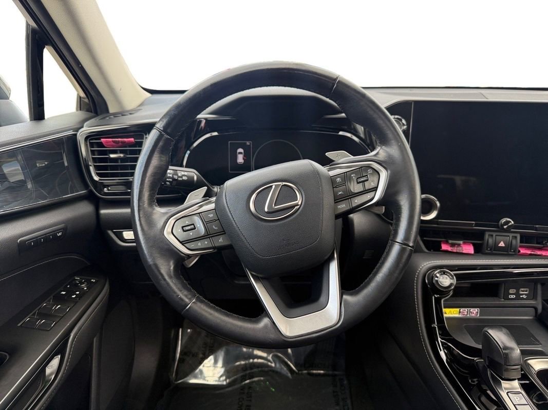 Used 2022 Lexus NX 350 Premium image 14