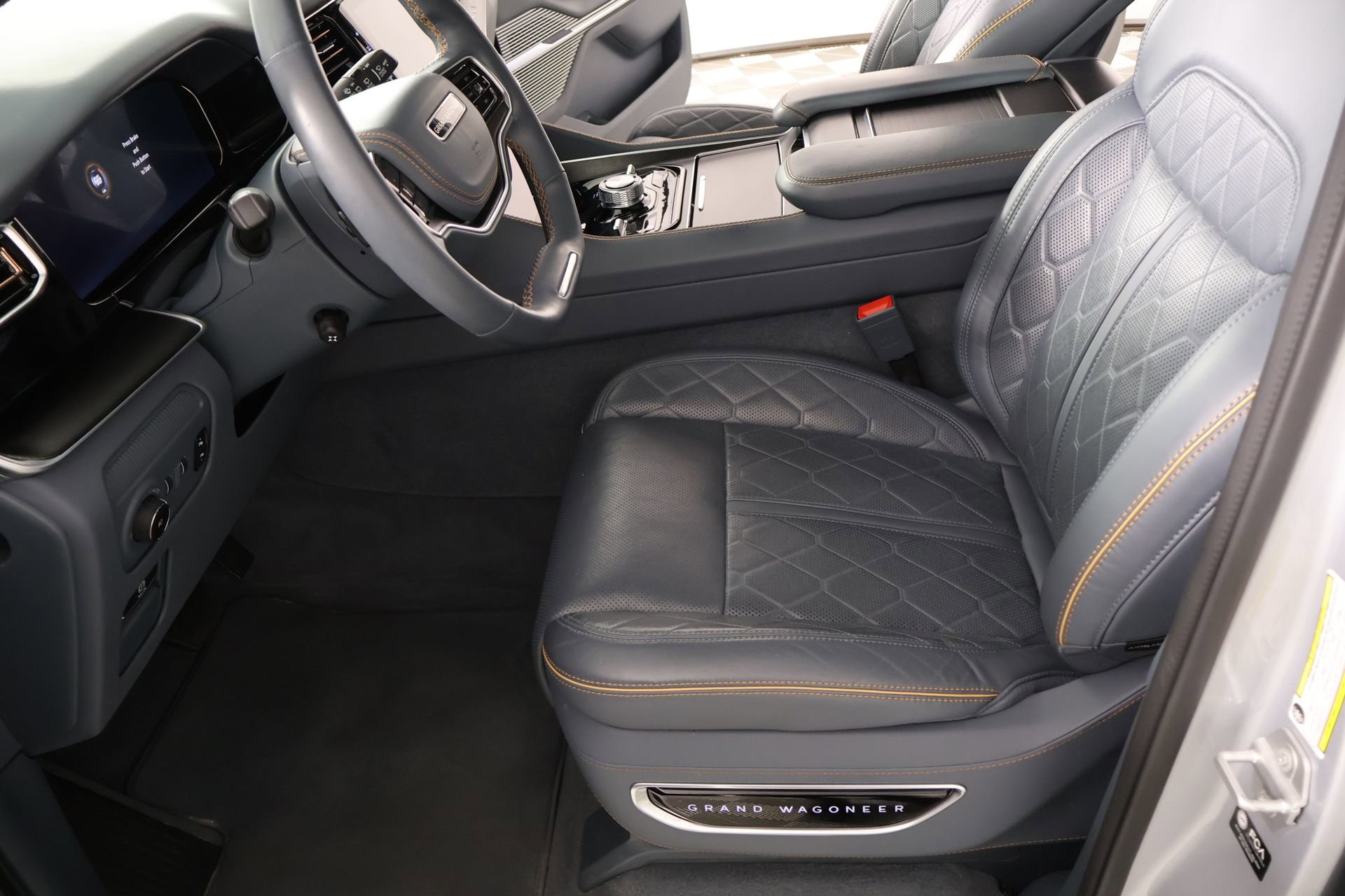 Used 2024 Jeep Grand Wagoneer L Series III w/ Rear Seat Video Group 1 image 12