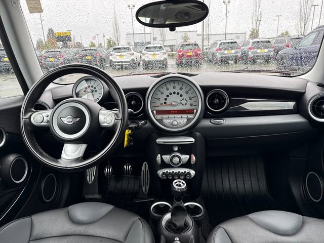 Used 2010 MINI Cooper S image 13
