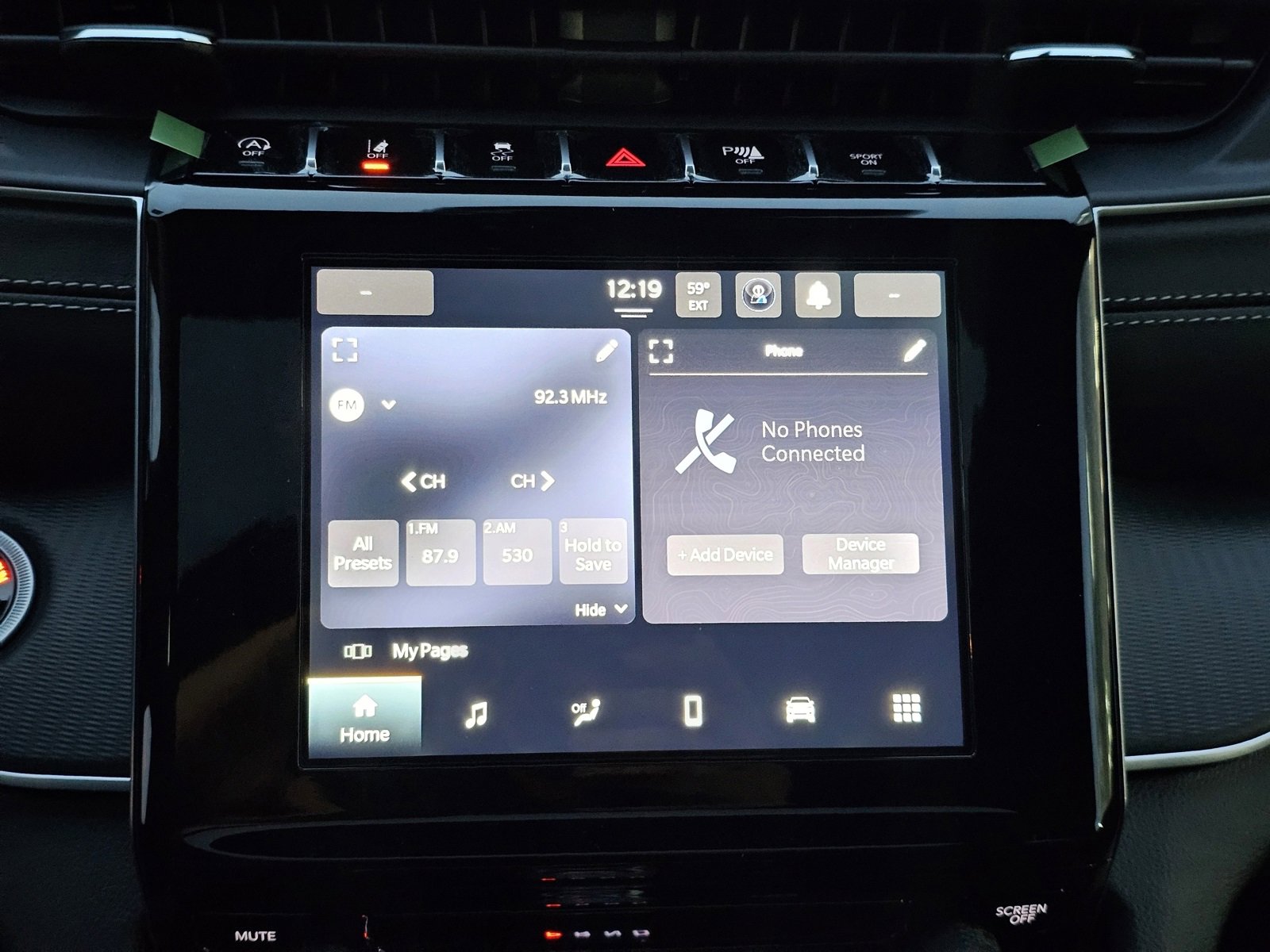 New 2025 Jeep Grand Cherokee L Laredo image 12