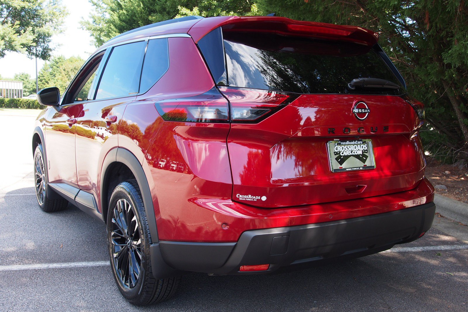 New 2026 Nissan Rogue Dark Armor FWD image 5