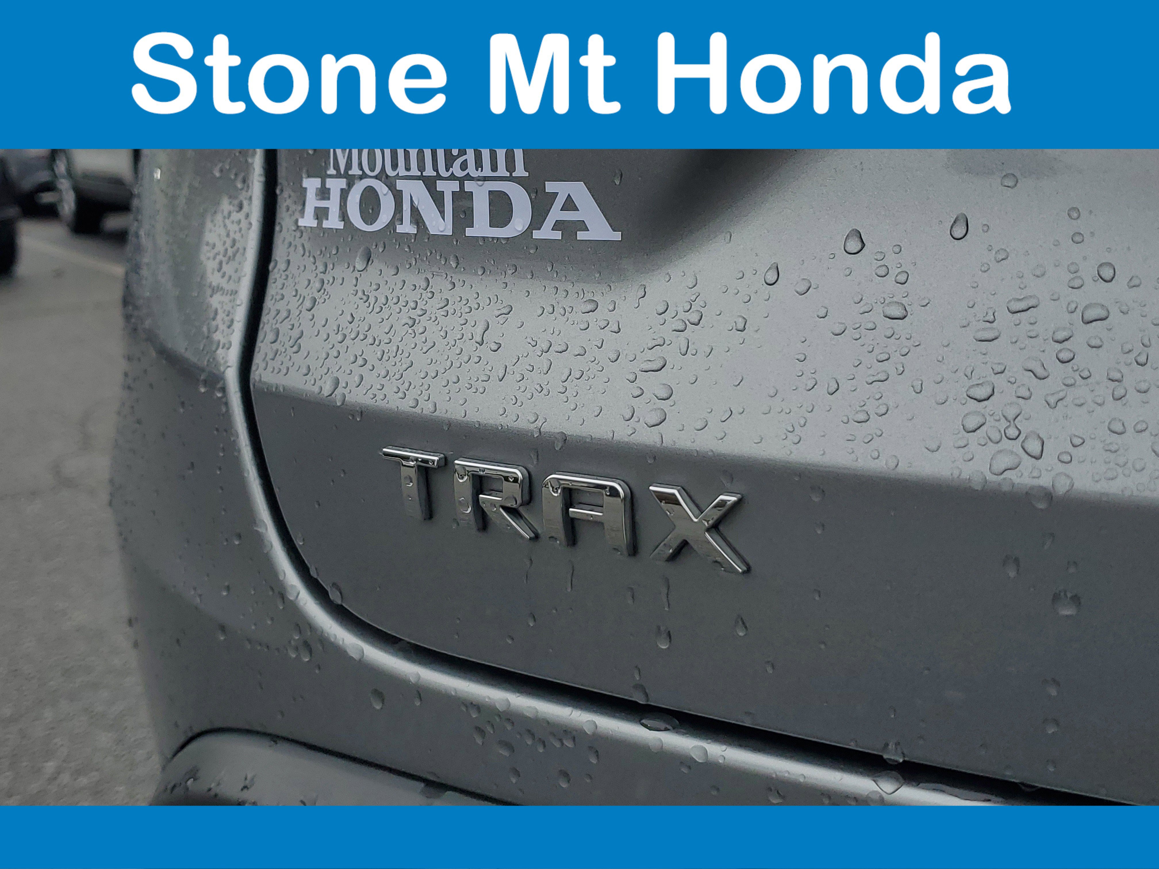 Used 2024 Chevrolet Trax LT image 8