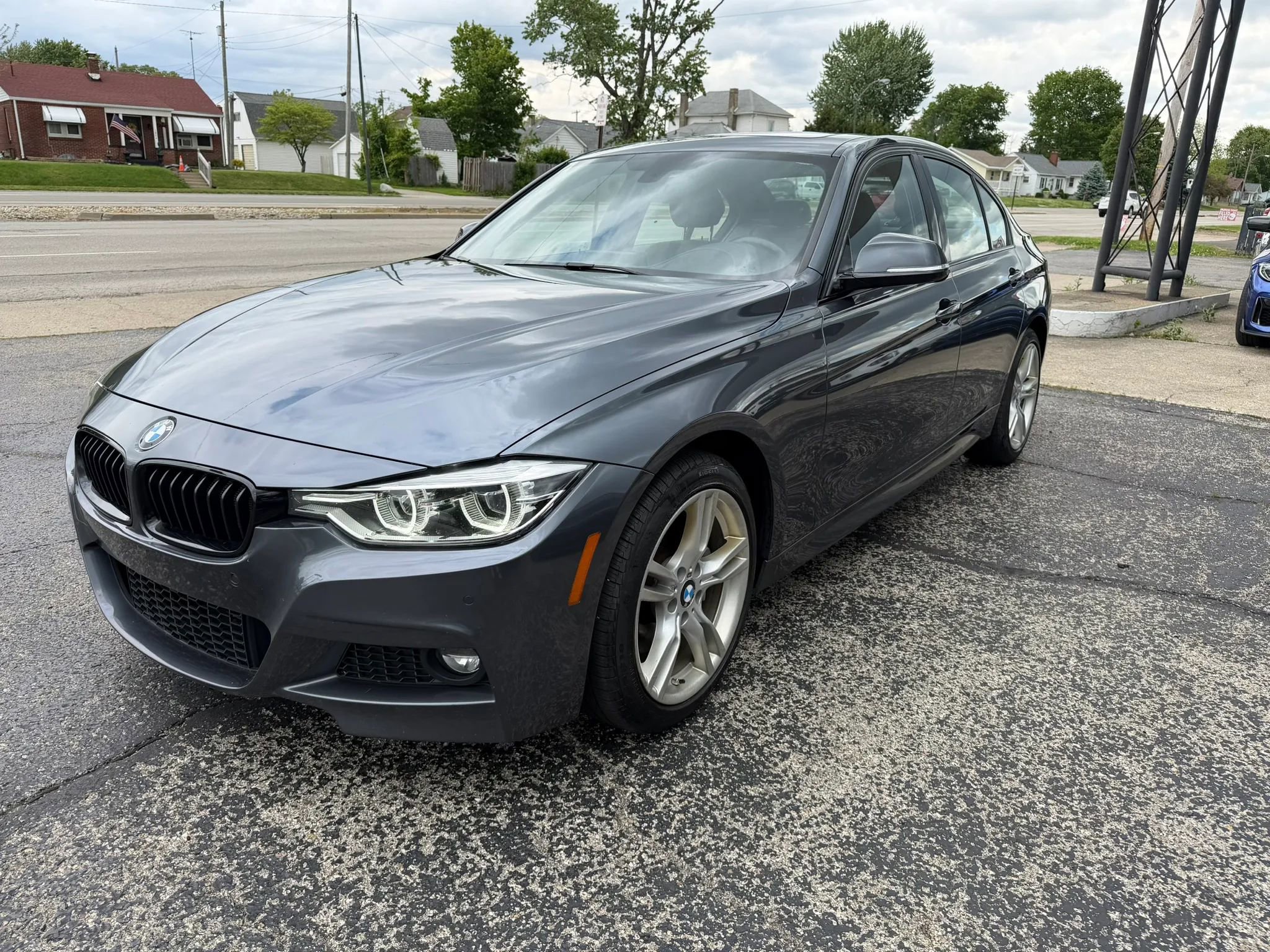 Used 2018 BMW 340i xDrive Sedan AWD/4WD image 4