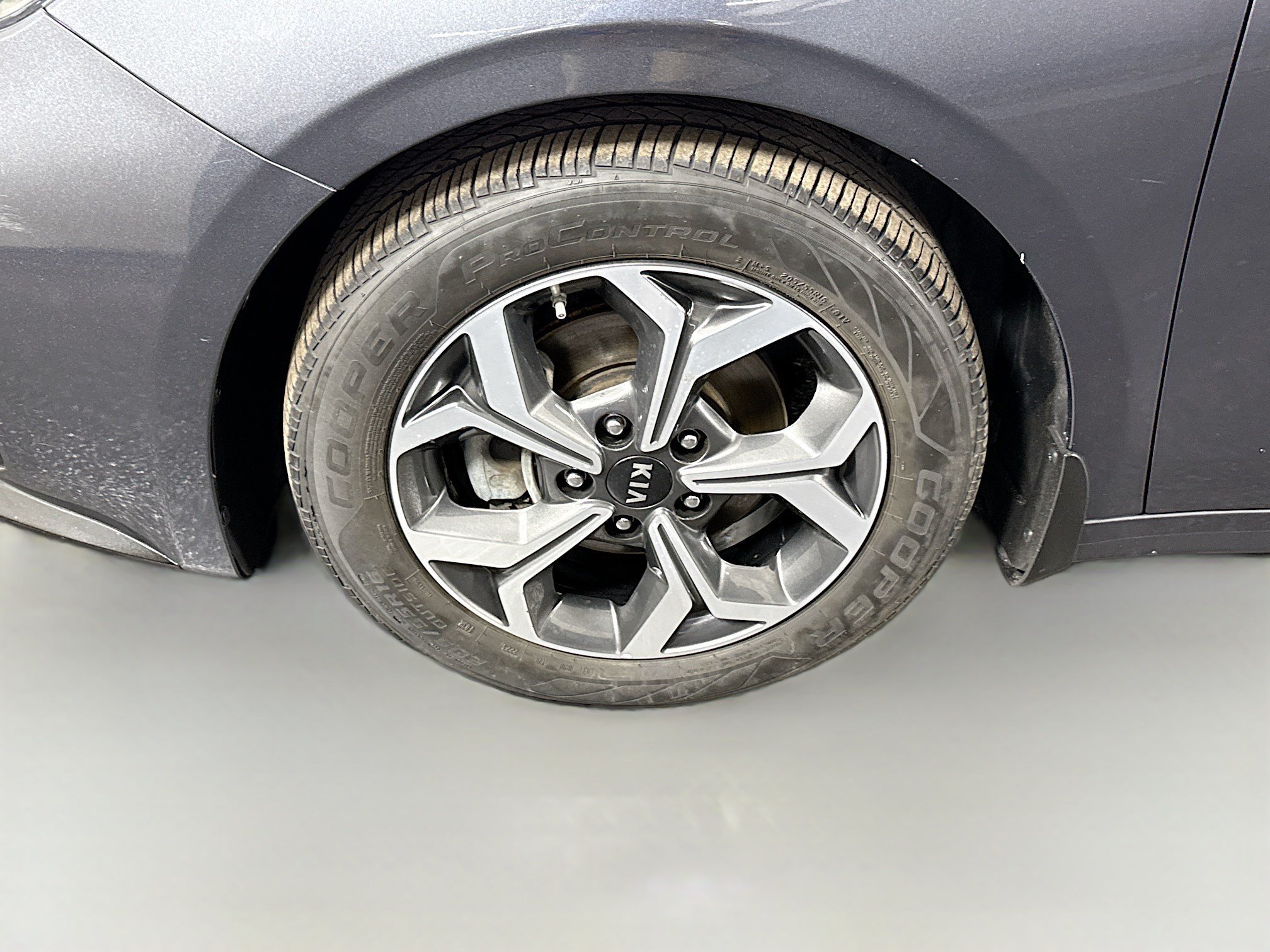 Used 2021 Kia Forte LXS FWD image 37