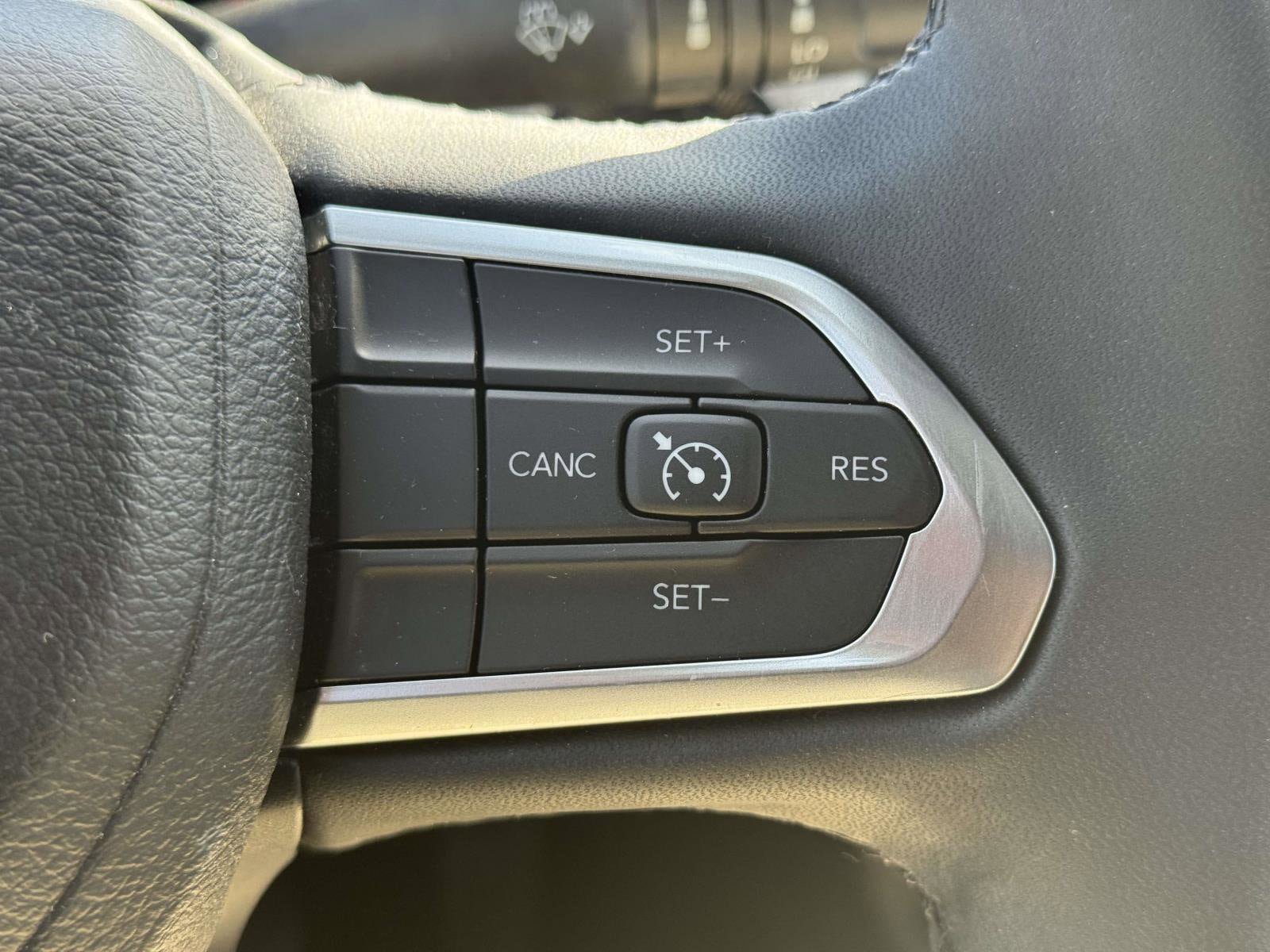 Certified 2023 Jeep Compass Latitude AWD/4WD image 21
