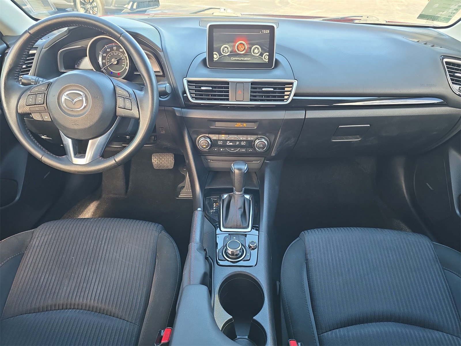 Used 2016 MAZDA MAZDA3 i Touring w/ Popular Equipment Package image 9