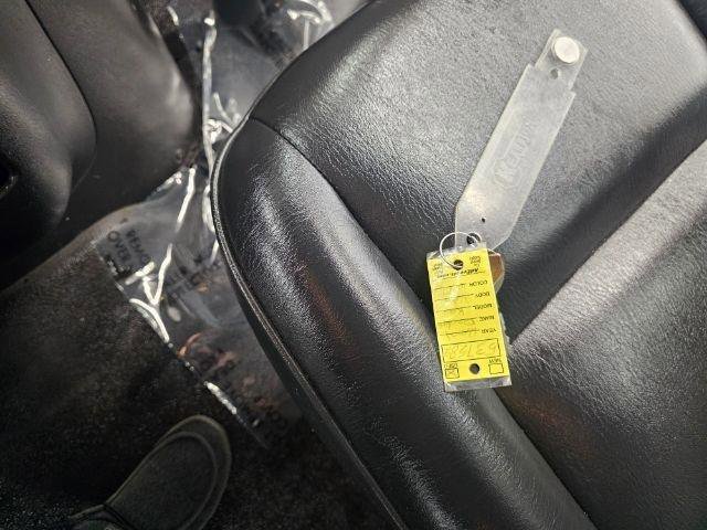 Used 2001 Dodge B2500 Passenger image 14