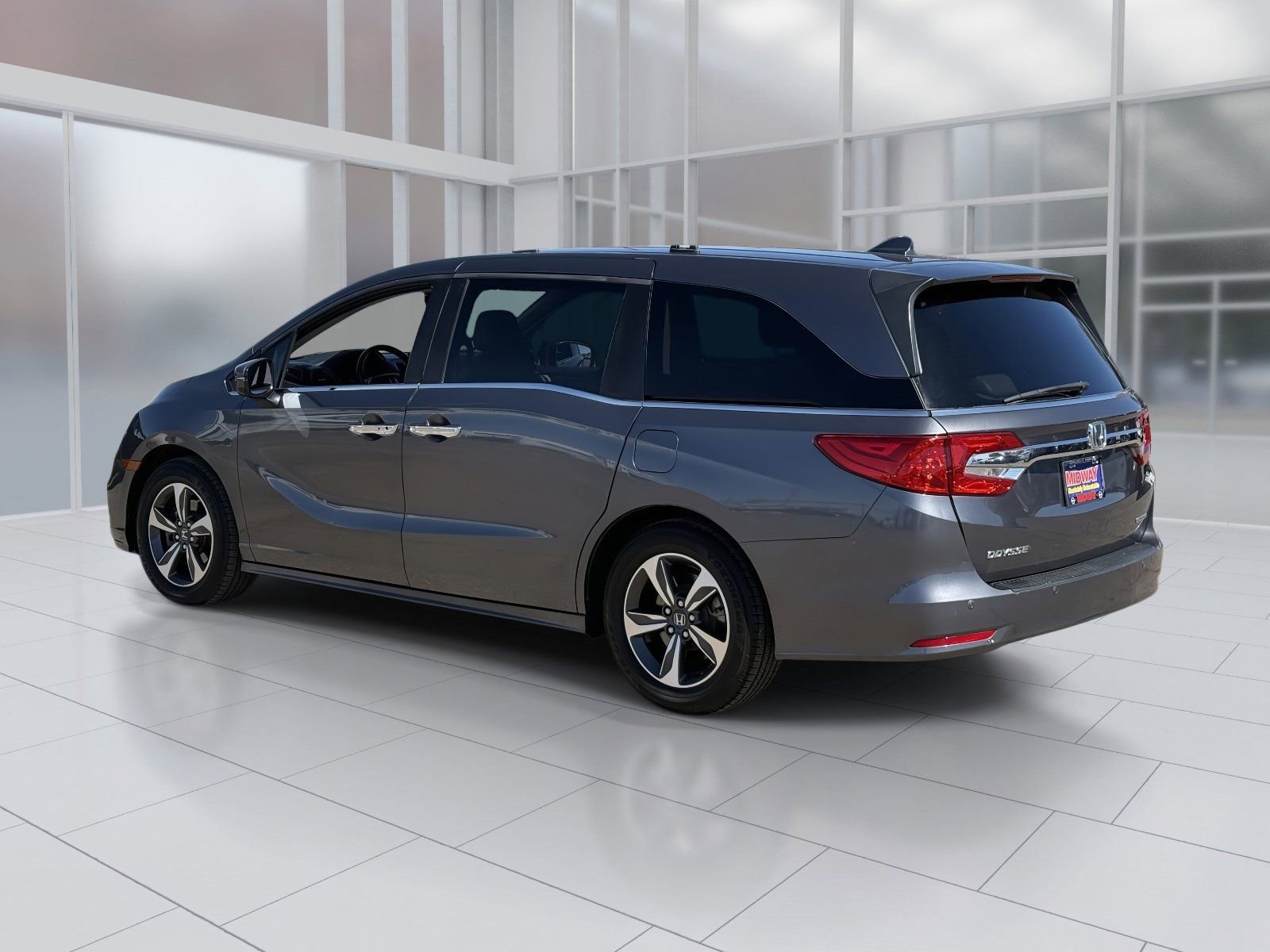Used 2018 Honda Odyssey Touring image 4