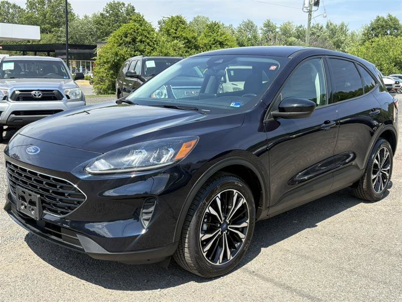 Used 2021 Ford Escape SE w/ SE Sport Appearance Package AWD/4WD image 27