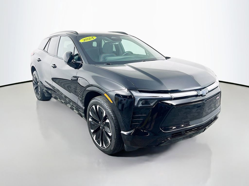 Used 2024 Chevrolet Blazer EV RS AWD/4WD image 3